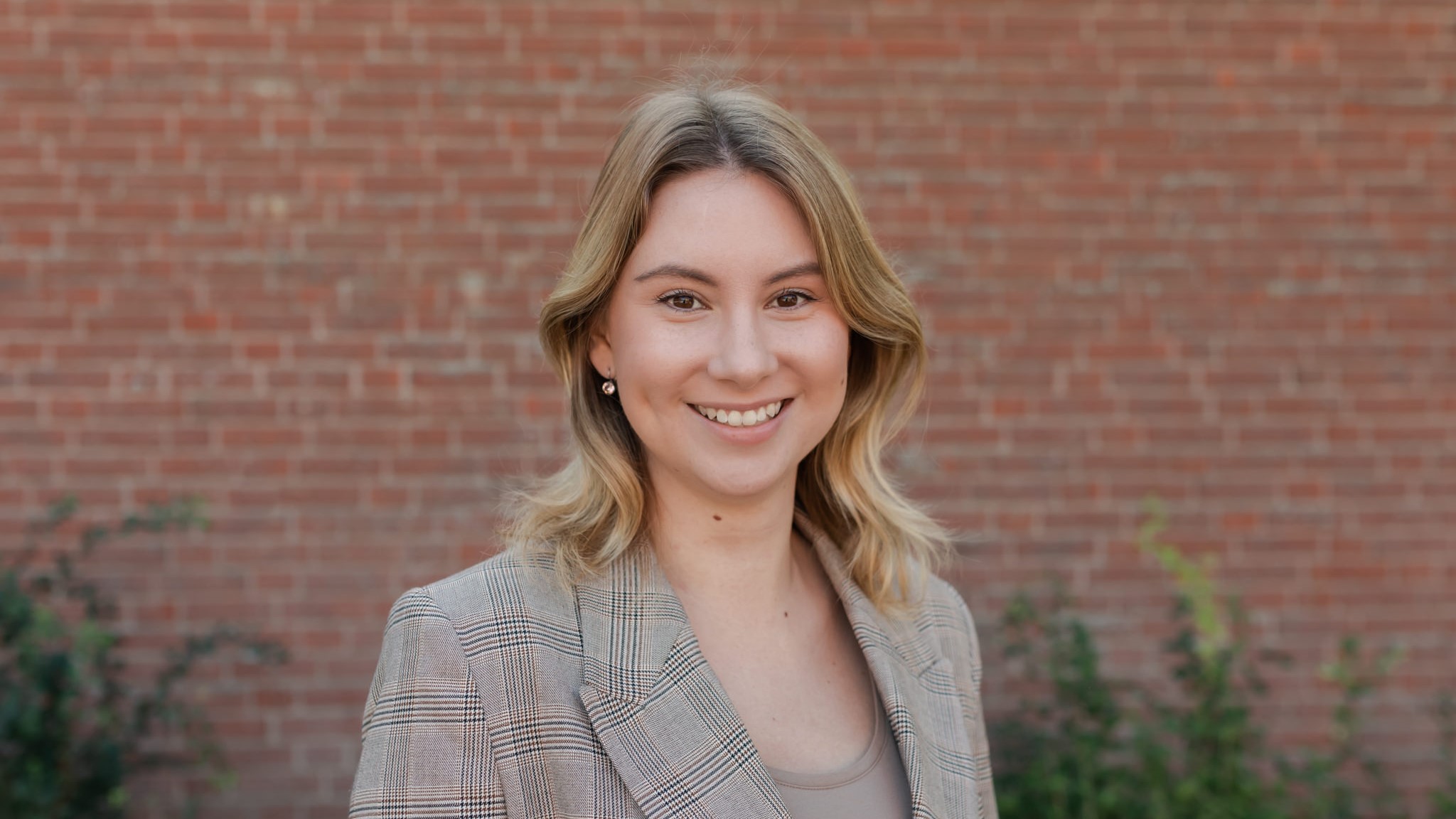 Ellionore Schachnow, Reseproducent